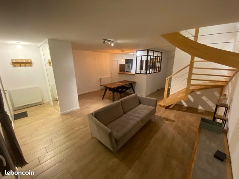 Maison à louer, 94m², Poey-de-Lescar