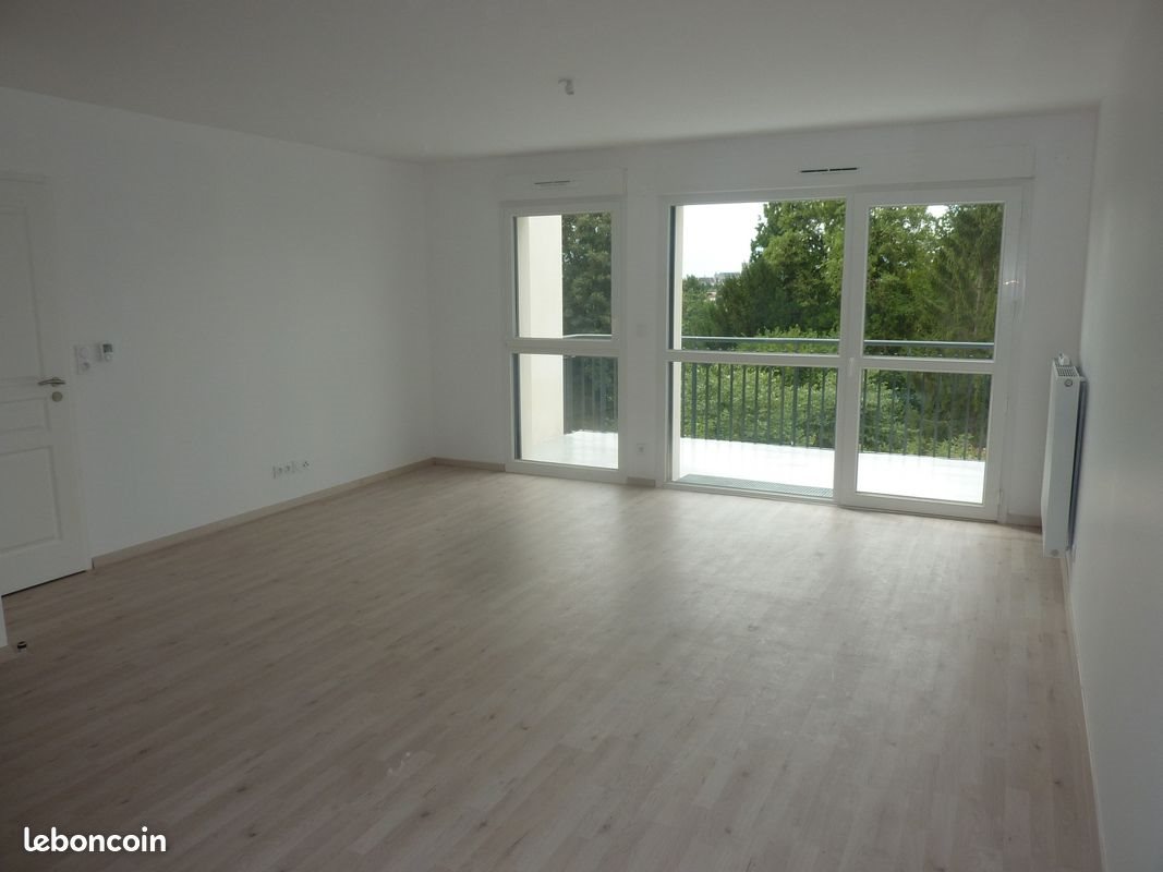 Appartement à vendre, 65m², Pont-Sainte-Marie