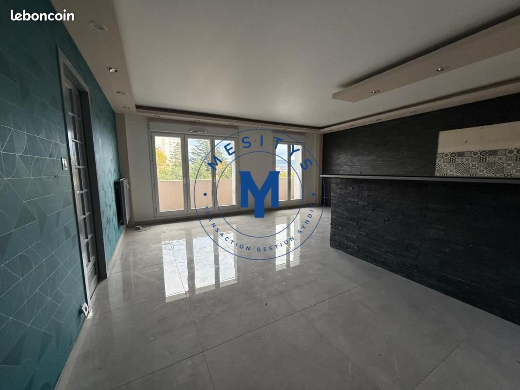 Appartement à vendre, 80m², Saint-Etienne