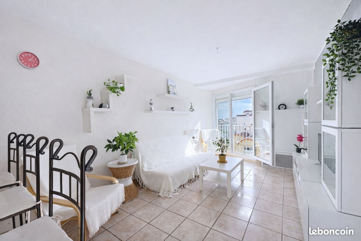 Appartement à louer, 82m², Gruissan