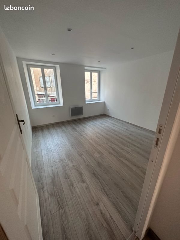 Appartement à louer, 45m², Saint-Affrique