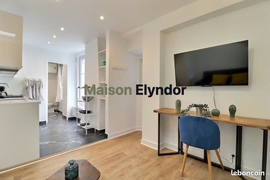 Appartement à louer, 26m², Paris 9ème
