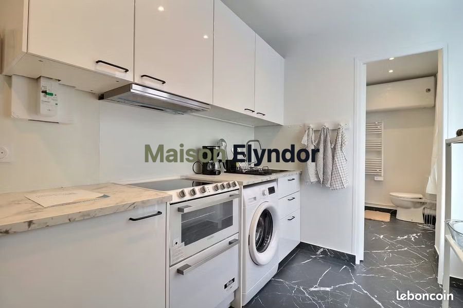 Appartement à louer, 26m², Paris 9ème