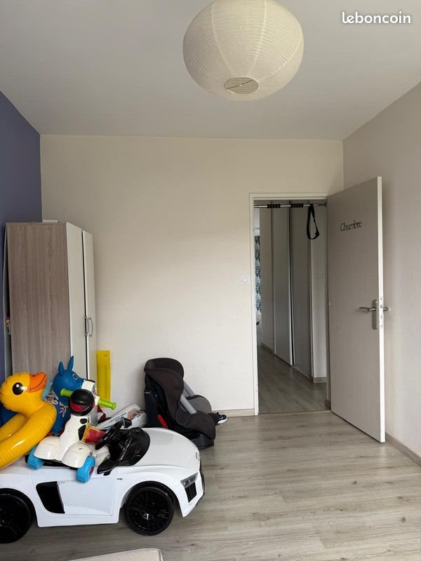 Appartement à louer, 62m², Millau