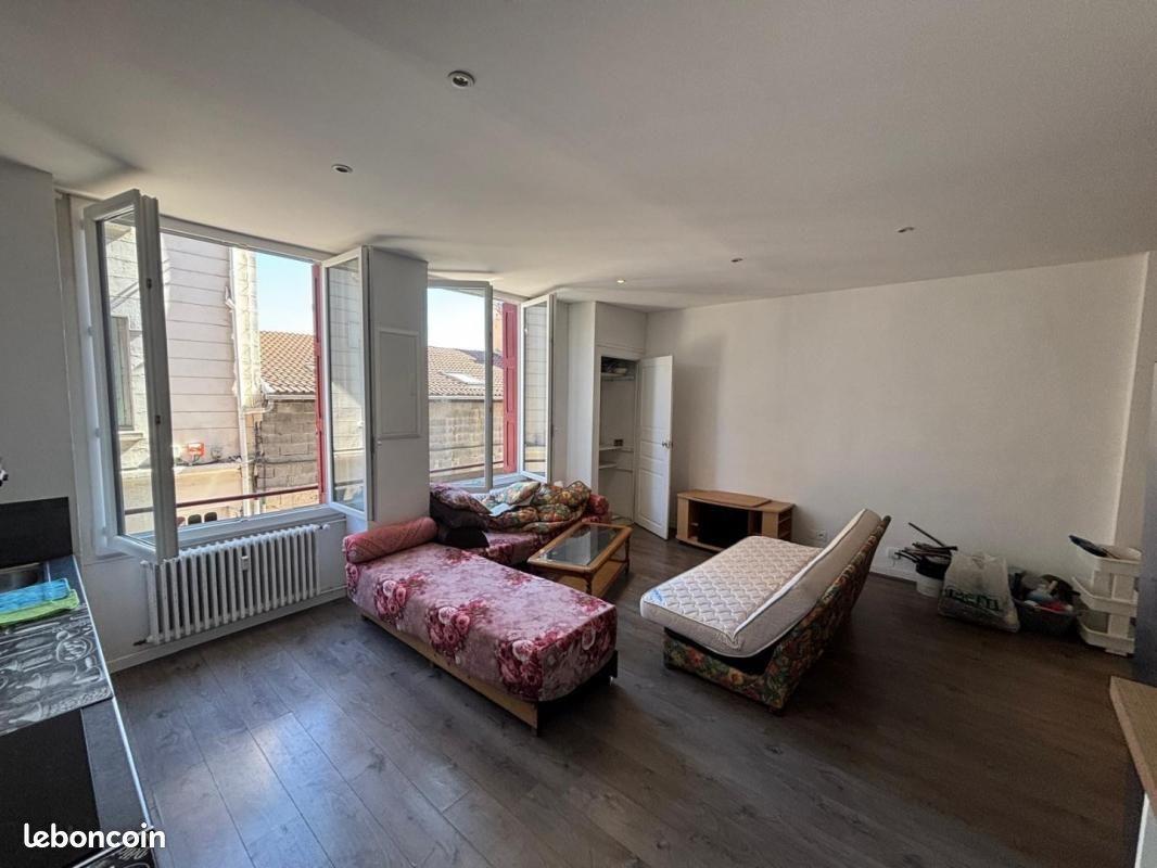 Appartement à louer, 55m², Saint-Etienne
