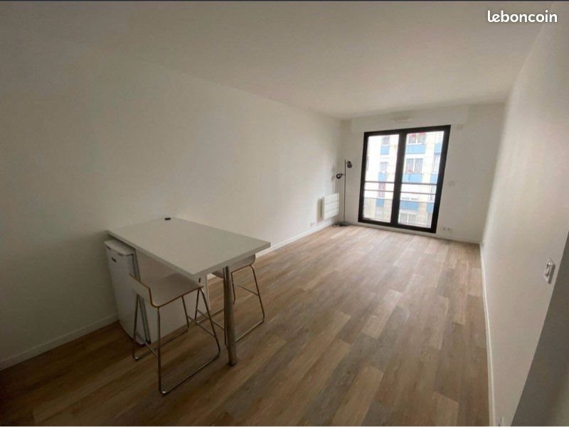 Appartement à louer, 26m², Paris 20ème
