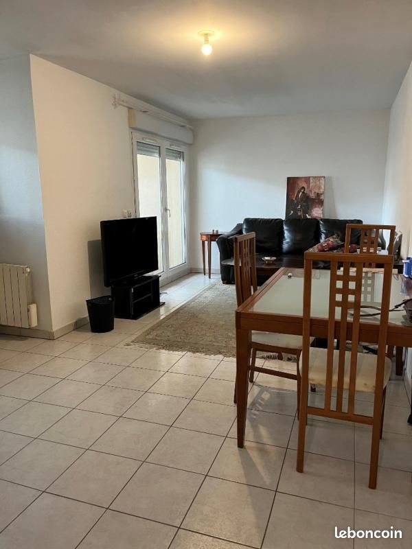 Appartement à louer, 44m², Prévessin-Moëns