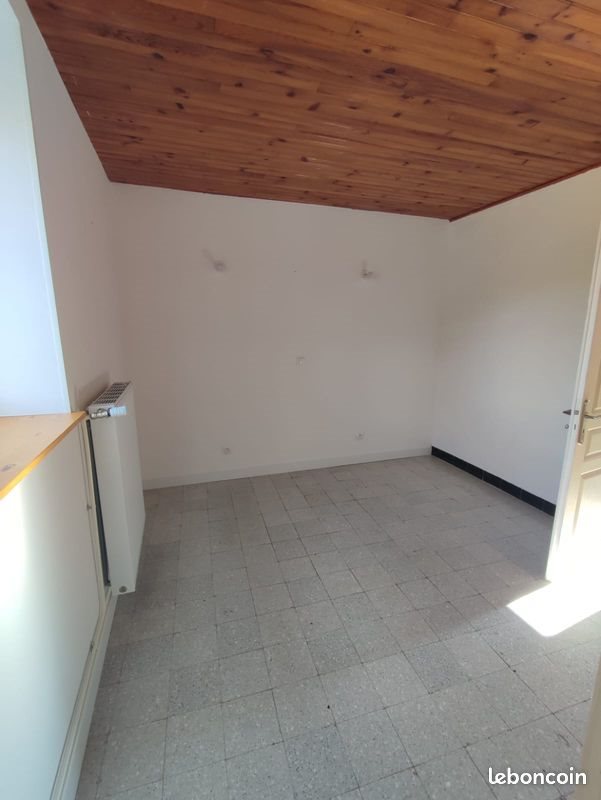 Maison à louer, 58m², Saint-Etienne-de-Fontbellon