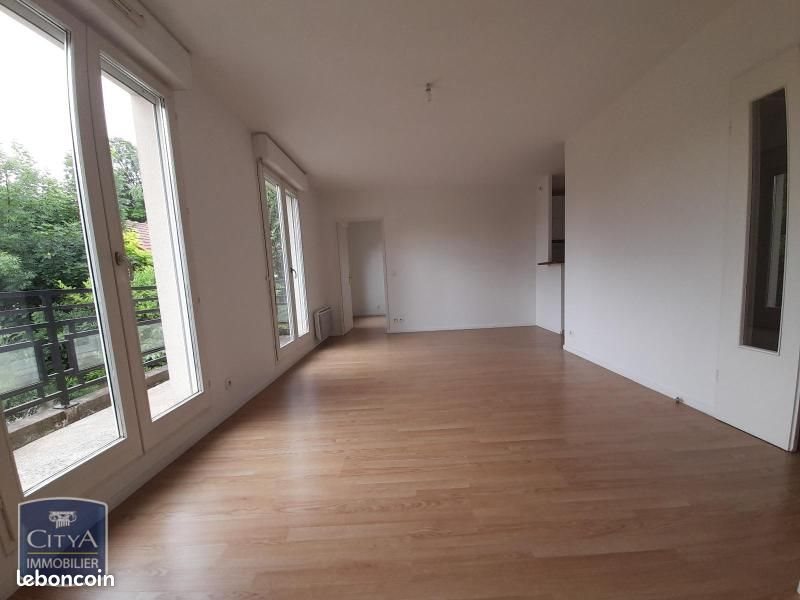 Appartement à louer, 45m², Etiolles