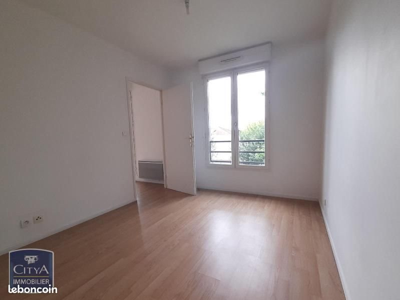Appartement à louer, 45m², Etiolles