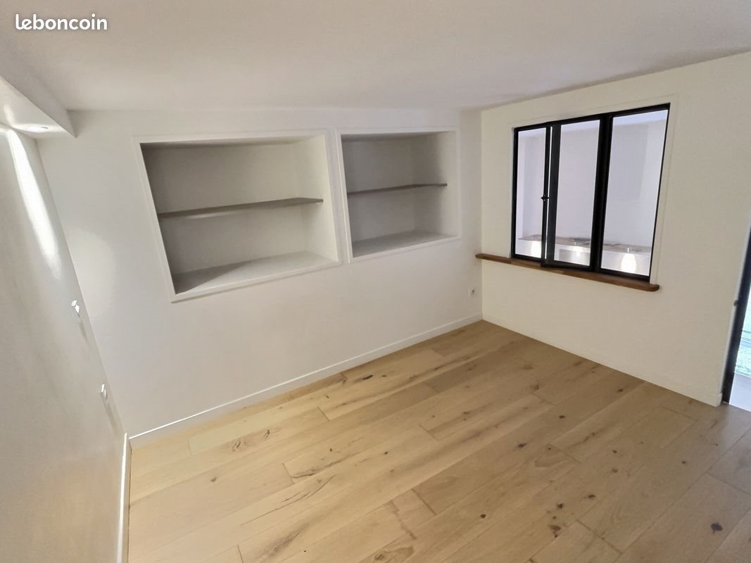Appartement à louer, 54m², Toulon