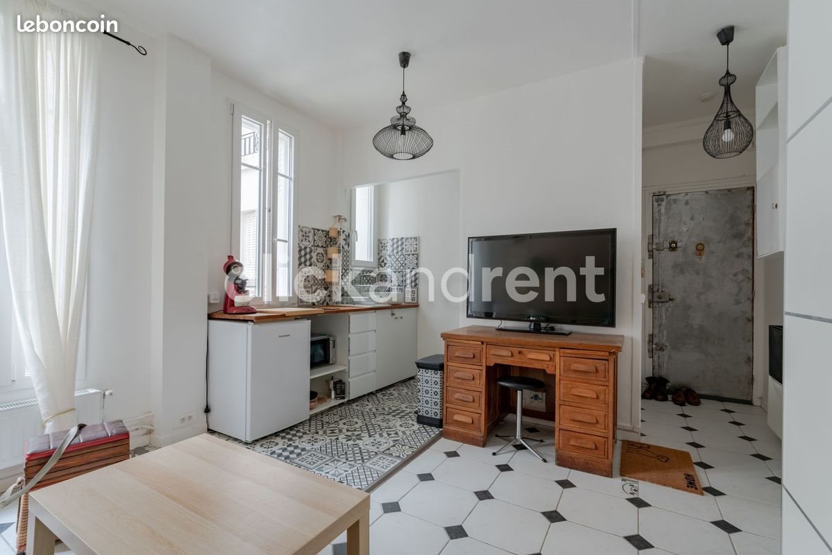 Appartement à louer, 22m², Paris 18ème