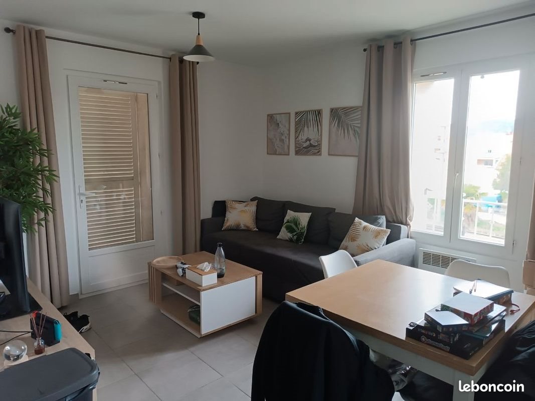 Appartement à louer, 36m², Hyères