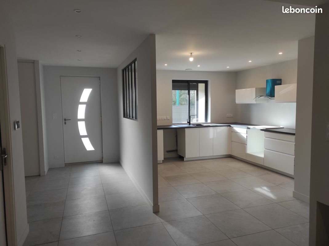 Maison à louer, 135m², Pont-Péan