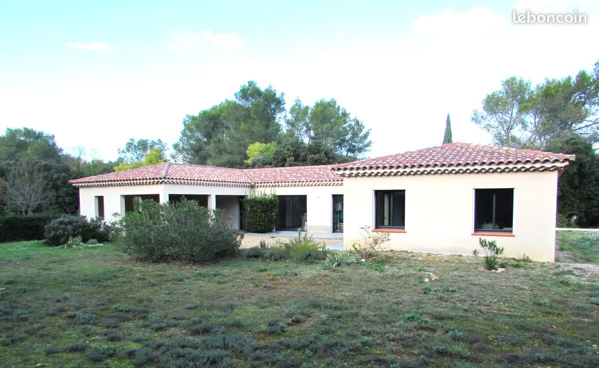 Maison à louer, 142m², Cornillon-Confoux