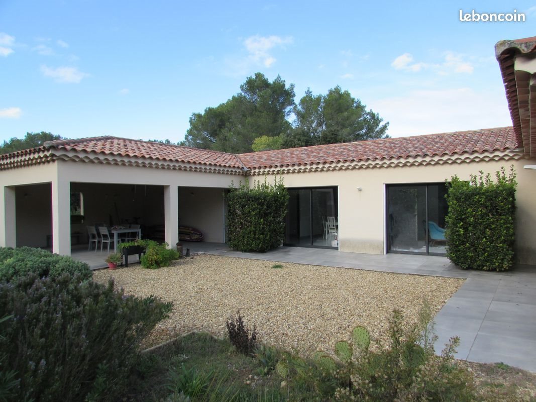 Maison à louer, 142m², Cornillon-Confoux