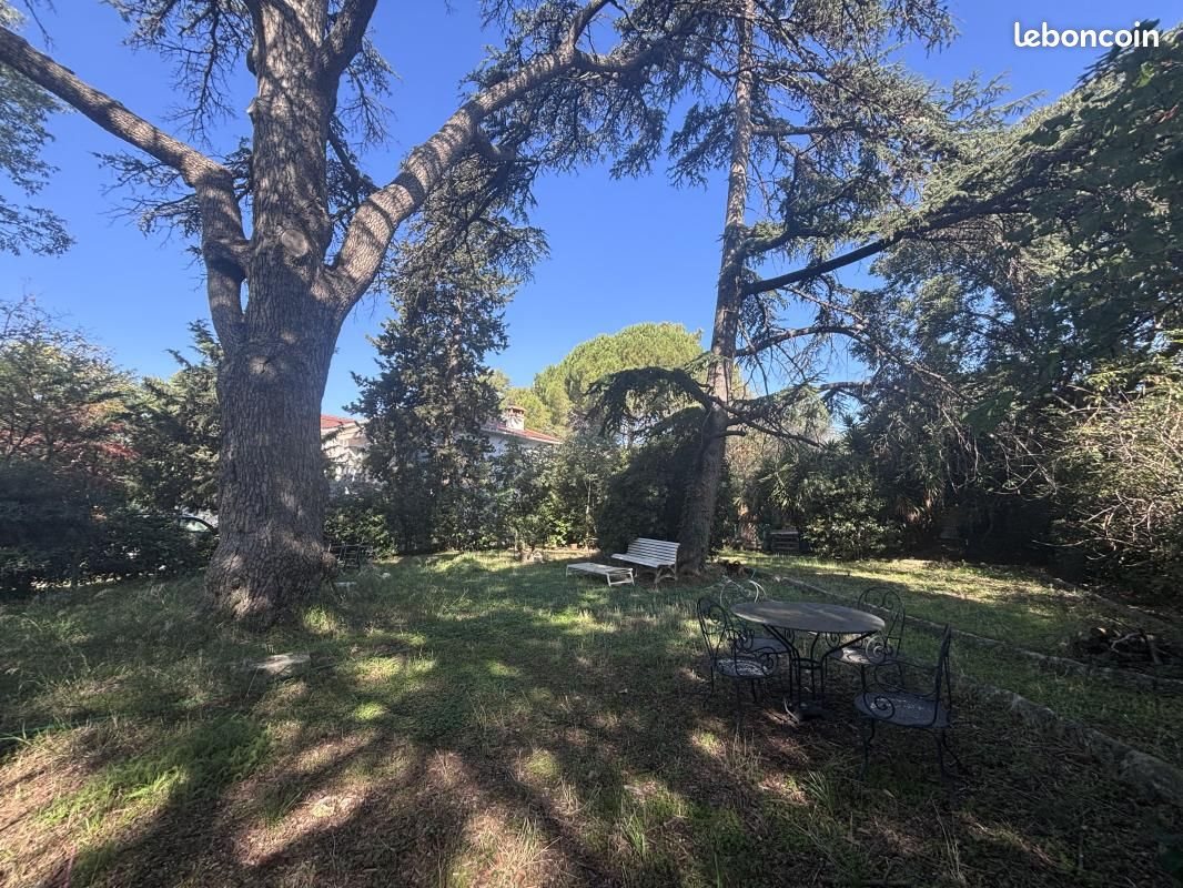 Maison à vendre, 240m², Marseille 12ème