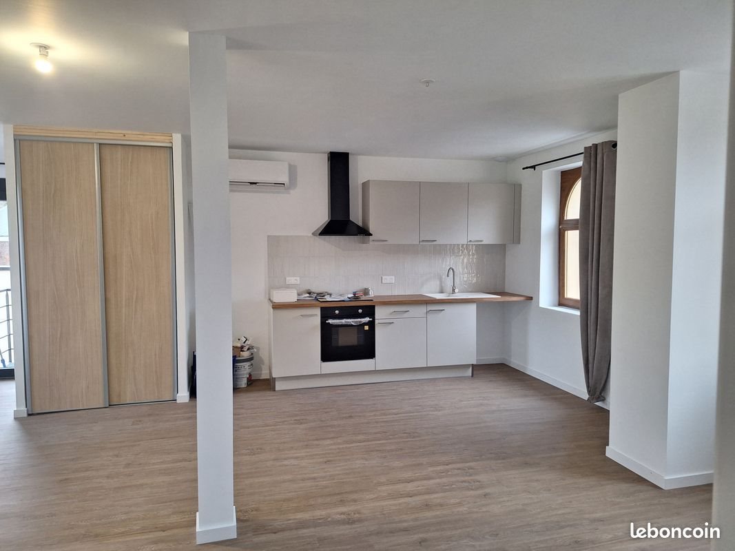 Appartement à louer, 70m², Saint-Amand-les-Eaux