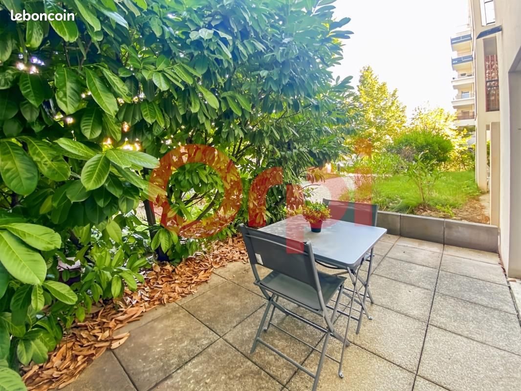 Appartement à louer, 48m², Lyon 8ème