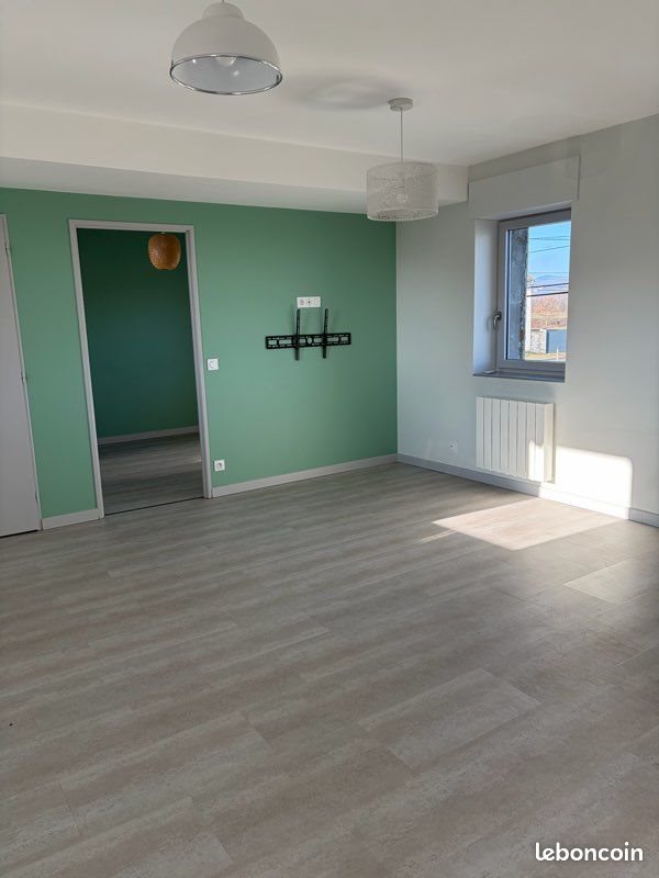 Maison à louer, 39m², Corcelles-en-Beaujolais