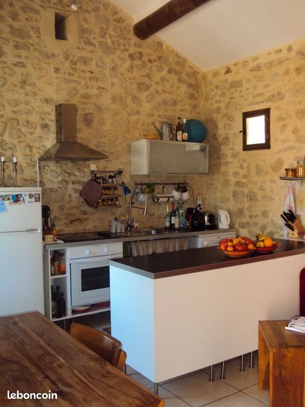 Appartement à louer, 56m², Sauveterre