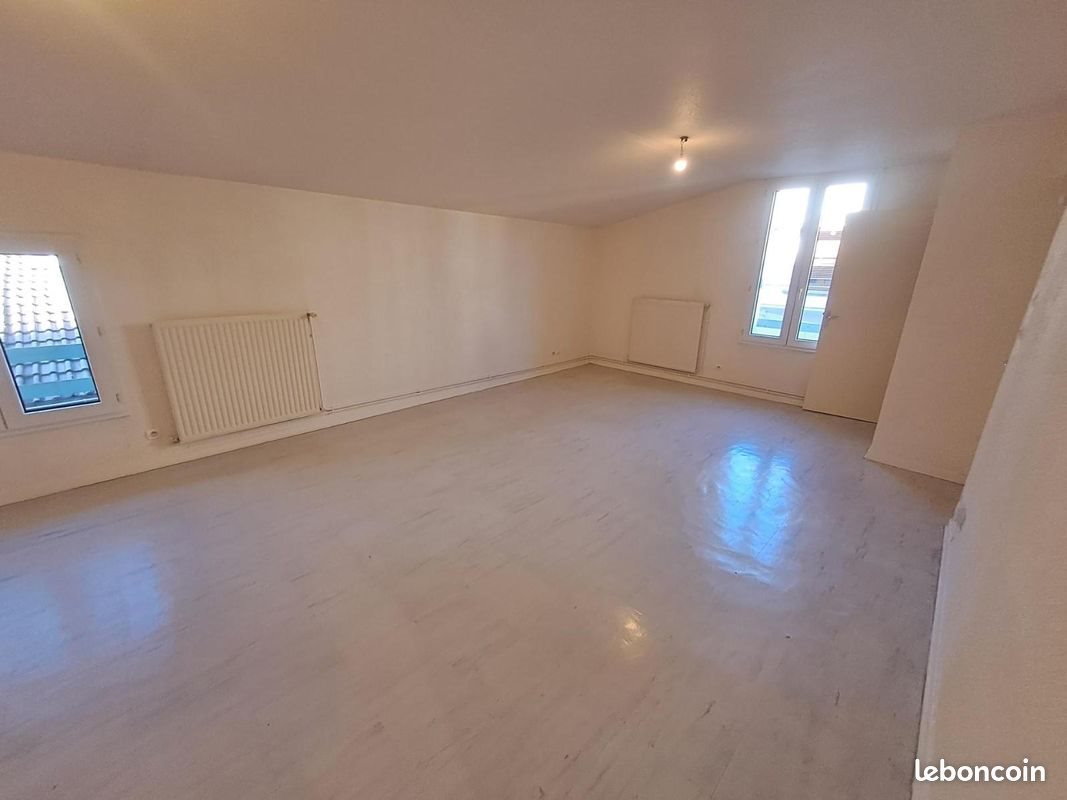 Appartement à louer, 68m², Chazelles-sur-Lyon