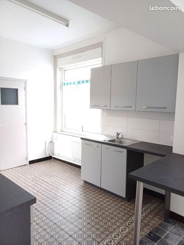 Appartement à louer, 69m², Strazeele