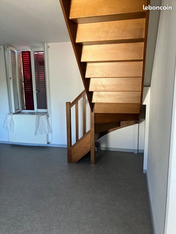 Maison à louer, 90m², Commentry