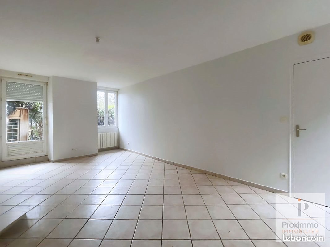 Appartement à louer, 39m², Guignen