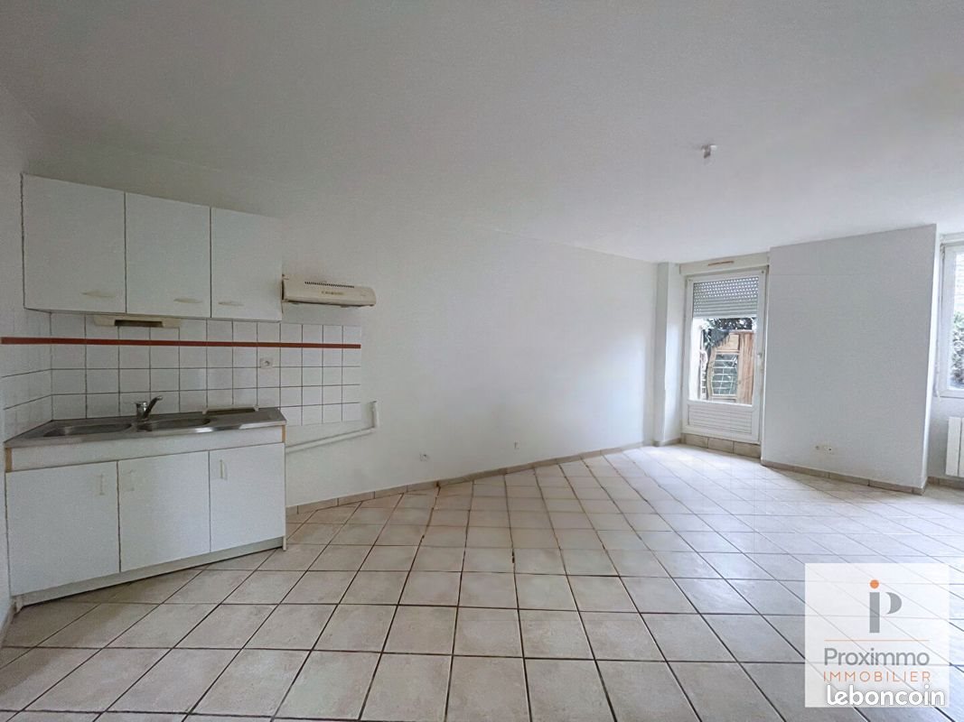 Appartement à louer, 39m², Guignen