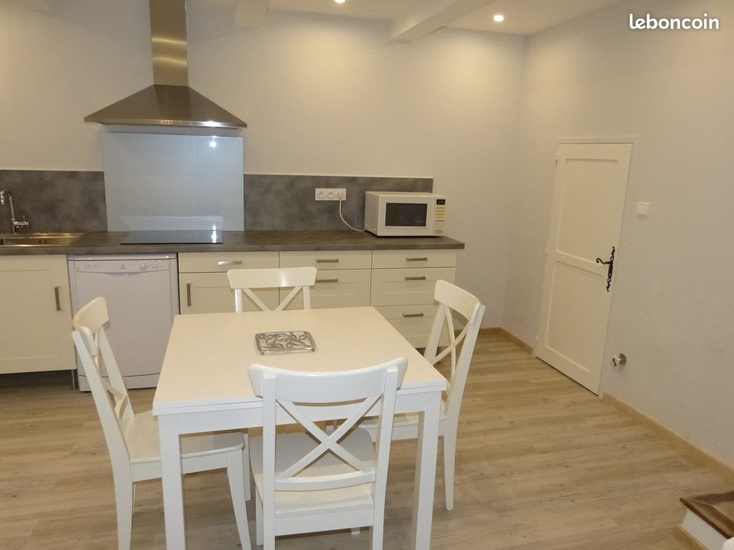 Appartement à louer, 63m², Saint-Restitut
