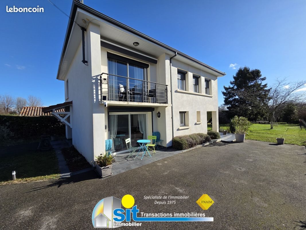 Maison à vendre, 116m², Roussillon