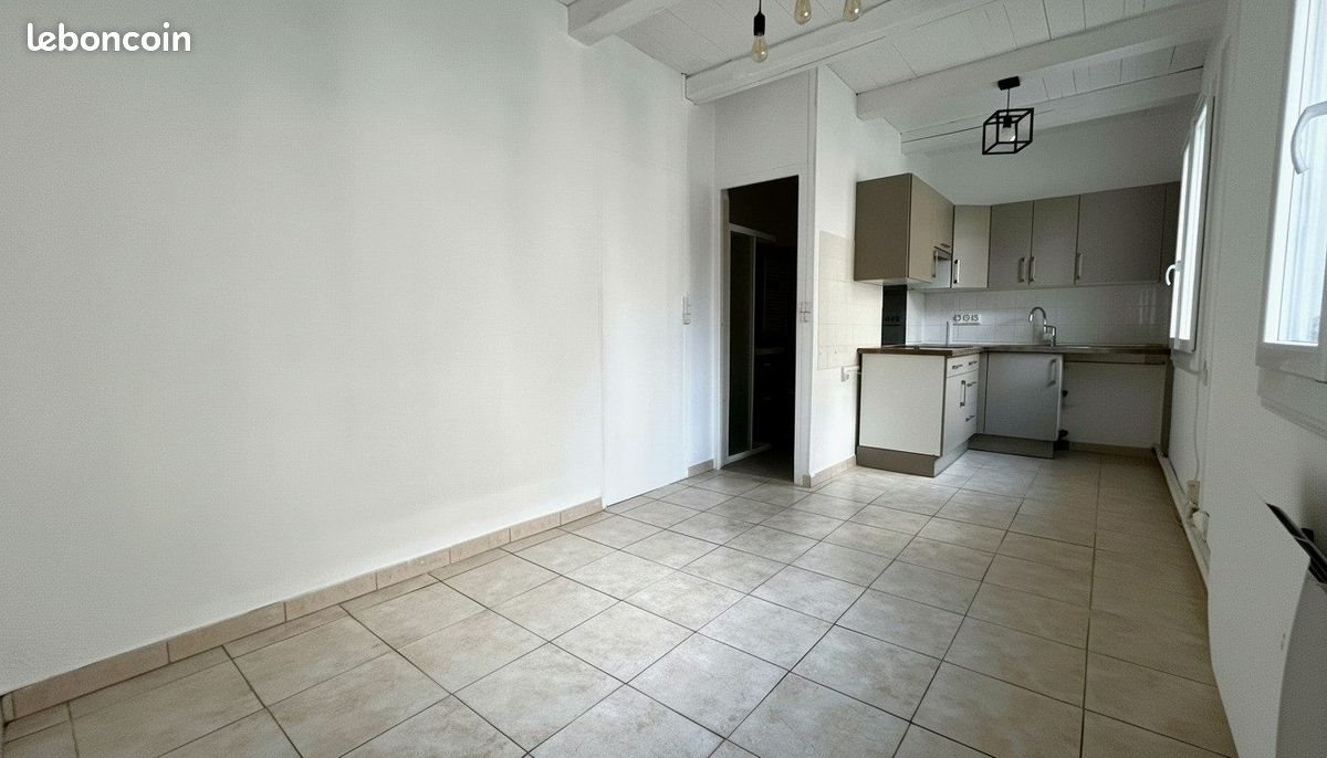 Appartement à louer, 28m², Mèze
