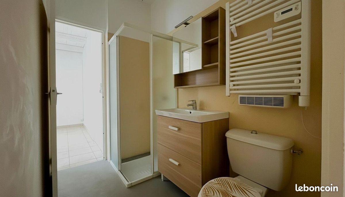 Appartement à louer, 28m², Mèze