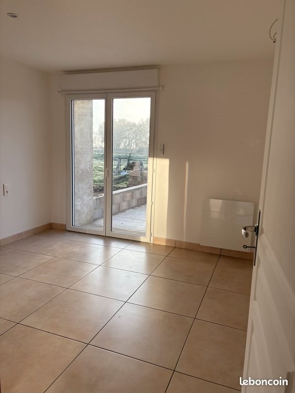 Appartement à louer, 60m², Coufouleux