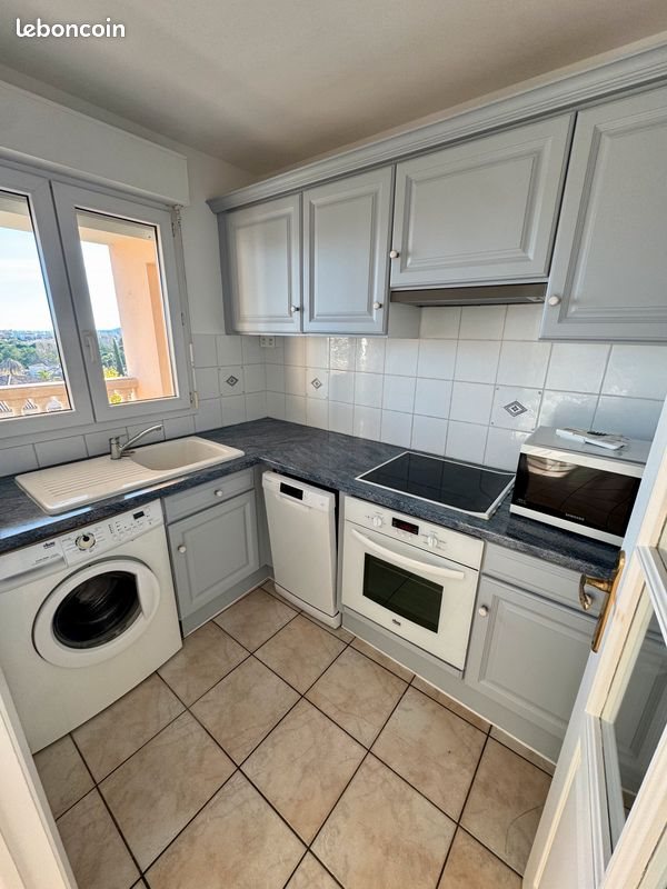 Appartement à louer, 48m², Fréjus