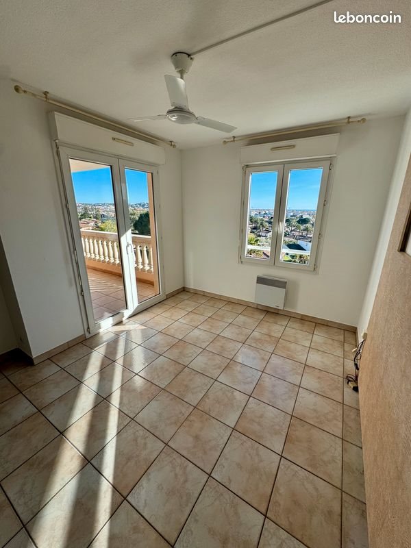 Appartement à louer, 48m², Fréjus