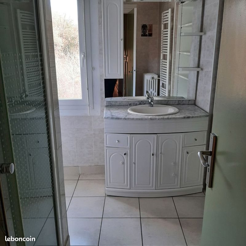 Appartement à louer, 118m², Ussel