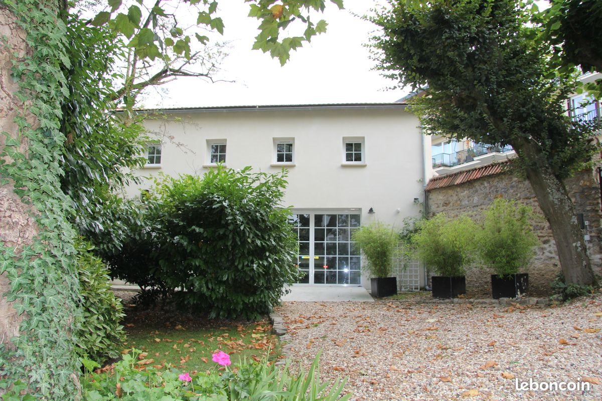 Appartement à louer, 35m², Sèvres