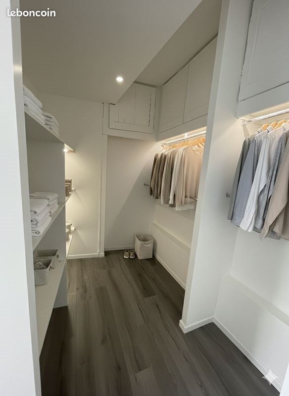 Appartement à louer, 64m², Villeneuve-de-Berg