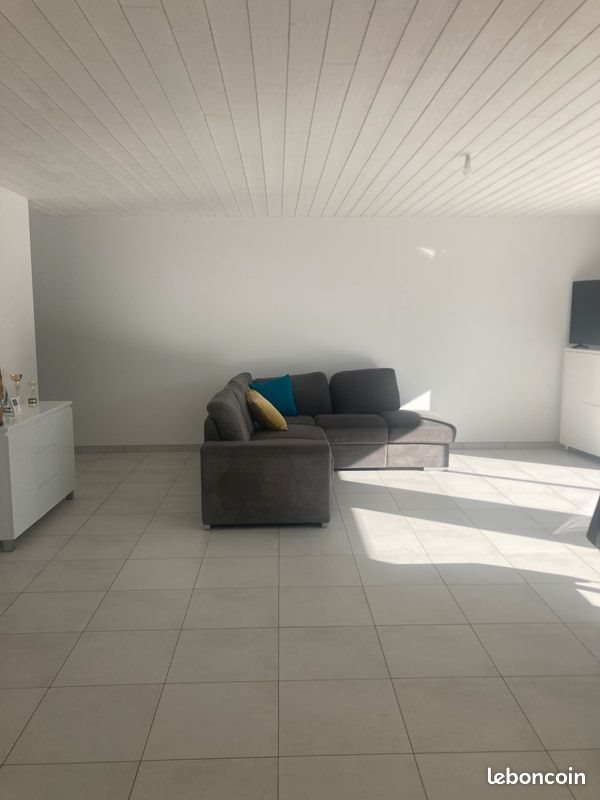 Maison à louer, 106m², Villedoux