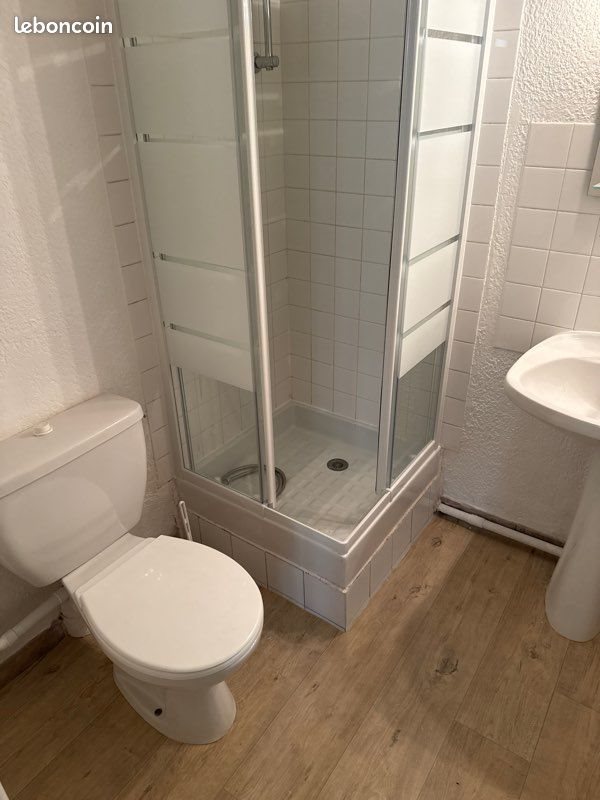 Appartement à louer, 32m², Nîmes