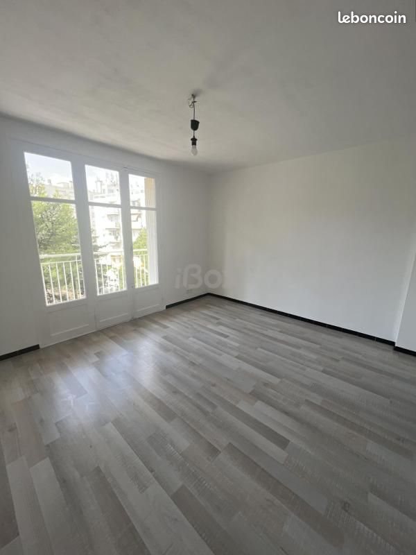 Appartement à louer, 56m², Toulon