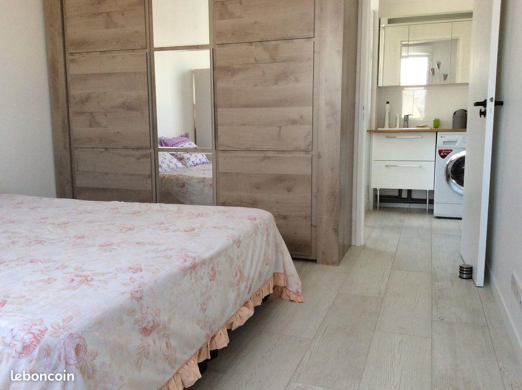 Appartement à louer, 46m², Paris 18ème