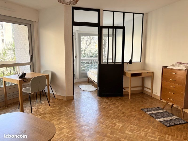 Appartement à louer, 43m², Paris 18ème