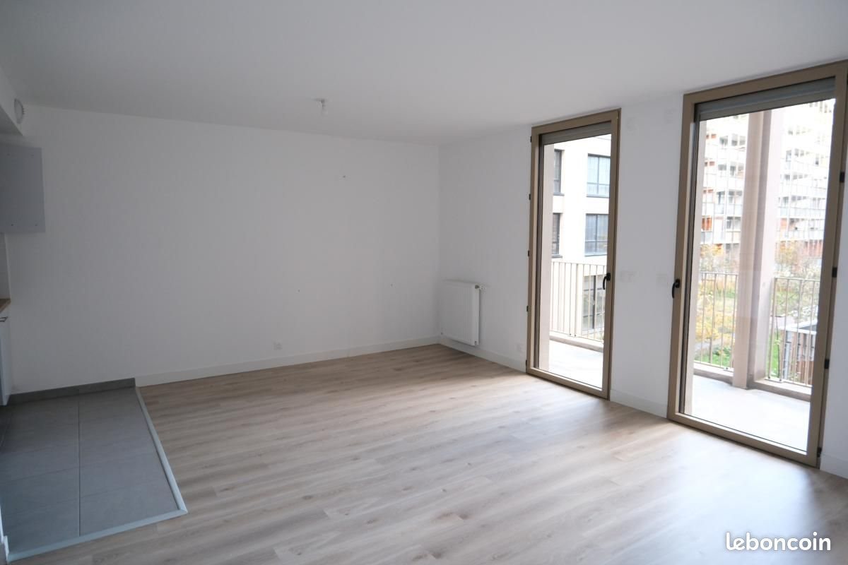 Appartement à louer, 77m², Bordeaux