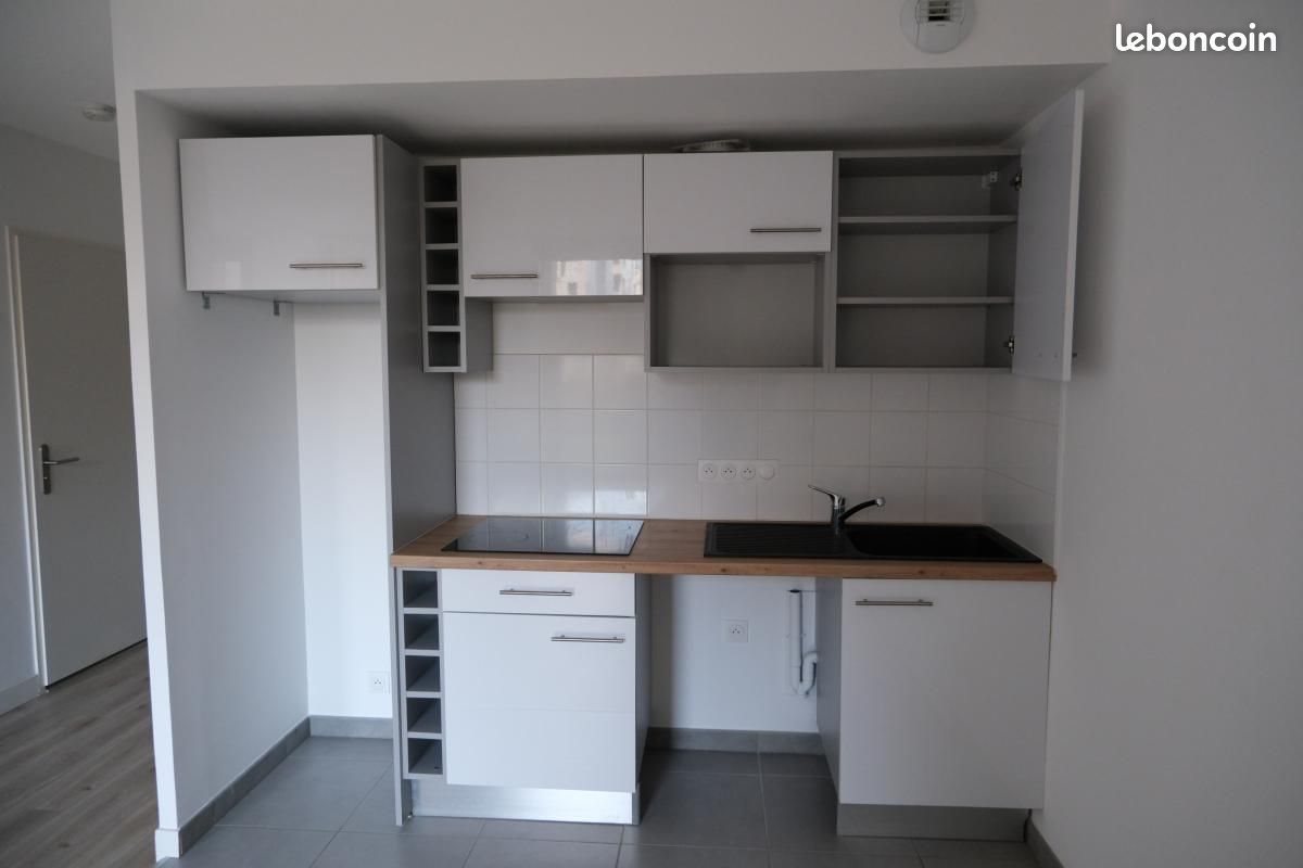 Appartement à louer, 77m², Bordeaux