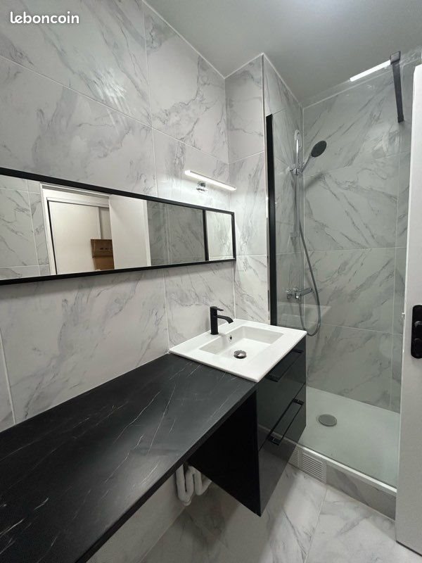 Appartement à louer, 22m², Paris 18ème