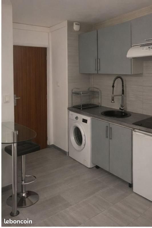 Appartement à louer, 22m², Nîmes