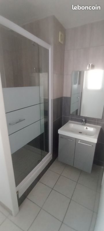 Appartement à louer, 47m², Marseille 4ème